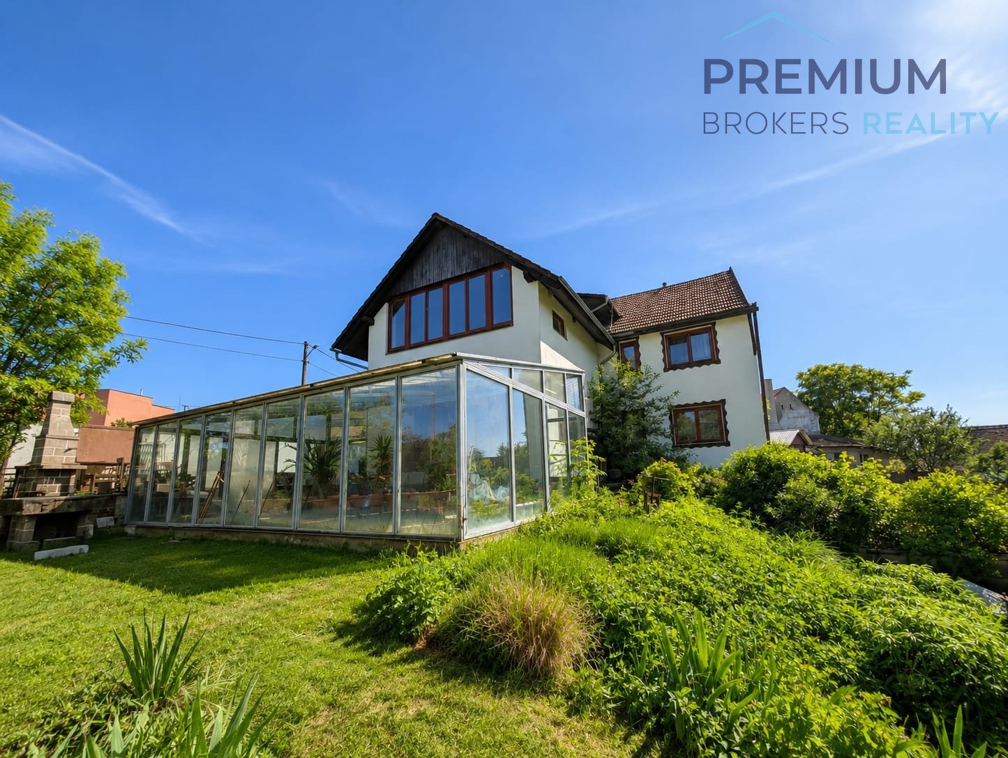 Prodej vícegeneračního domu 440 m², Měrunice